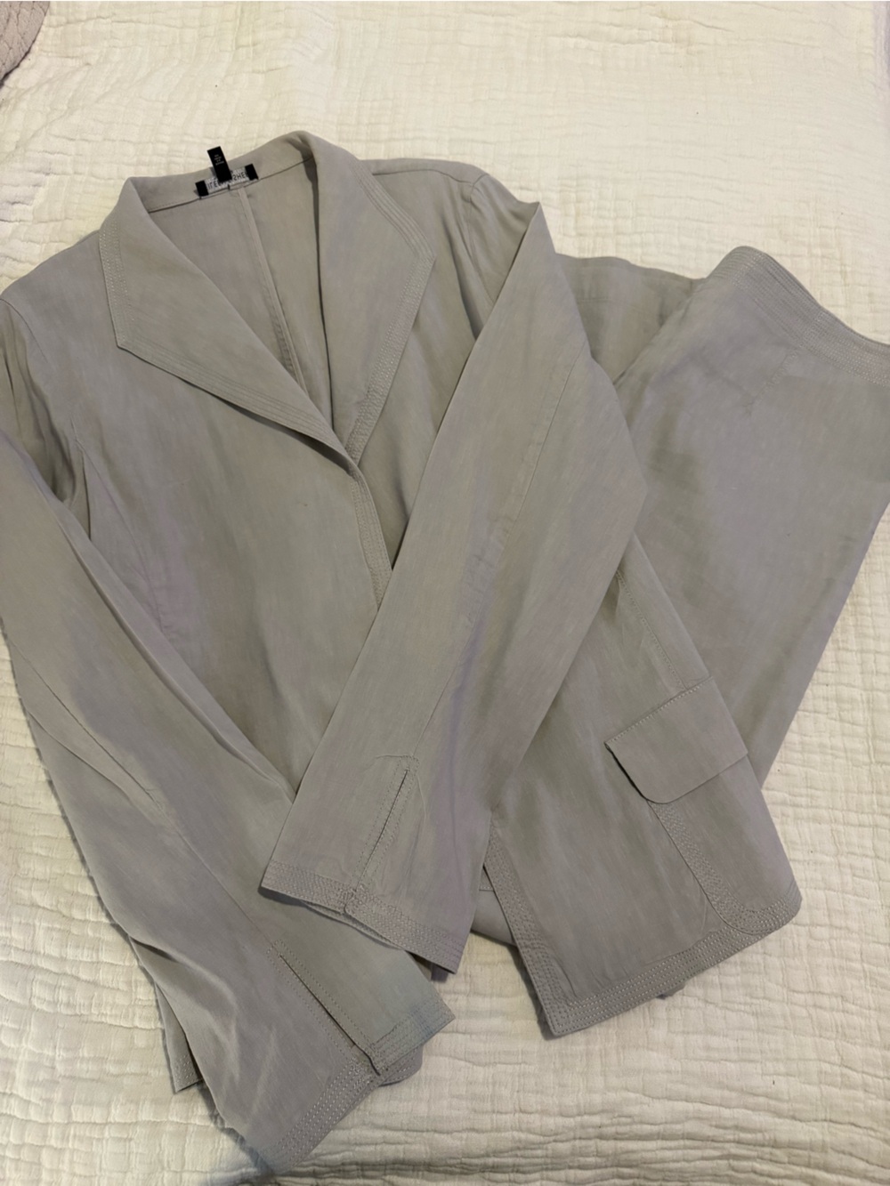 Eileen Fisher Light Gray Women's Blazer Pant Set Linen Blend EUC 0936